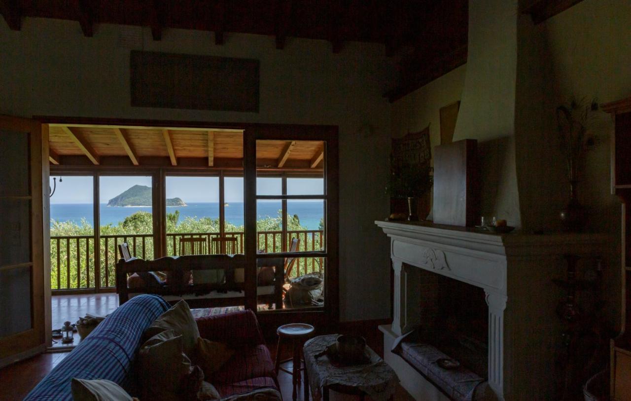 Villa Anta House By The Sea Lithakia  ภายนอก รูปภาพ