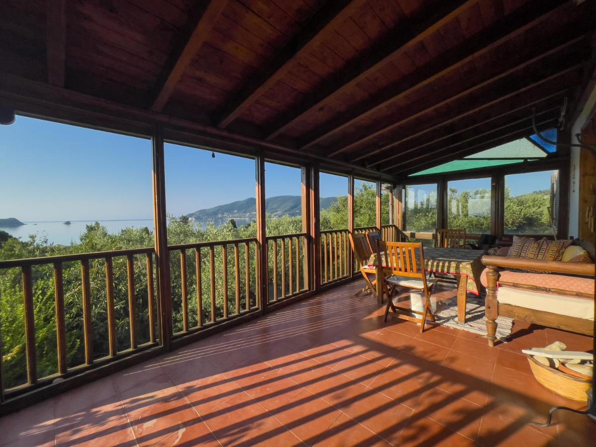 Villa Anta House By The Sea Lithakia  ภายนอก รูปภาพ