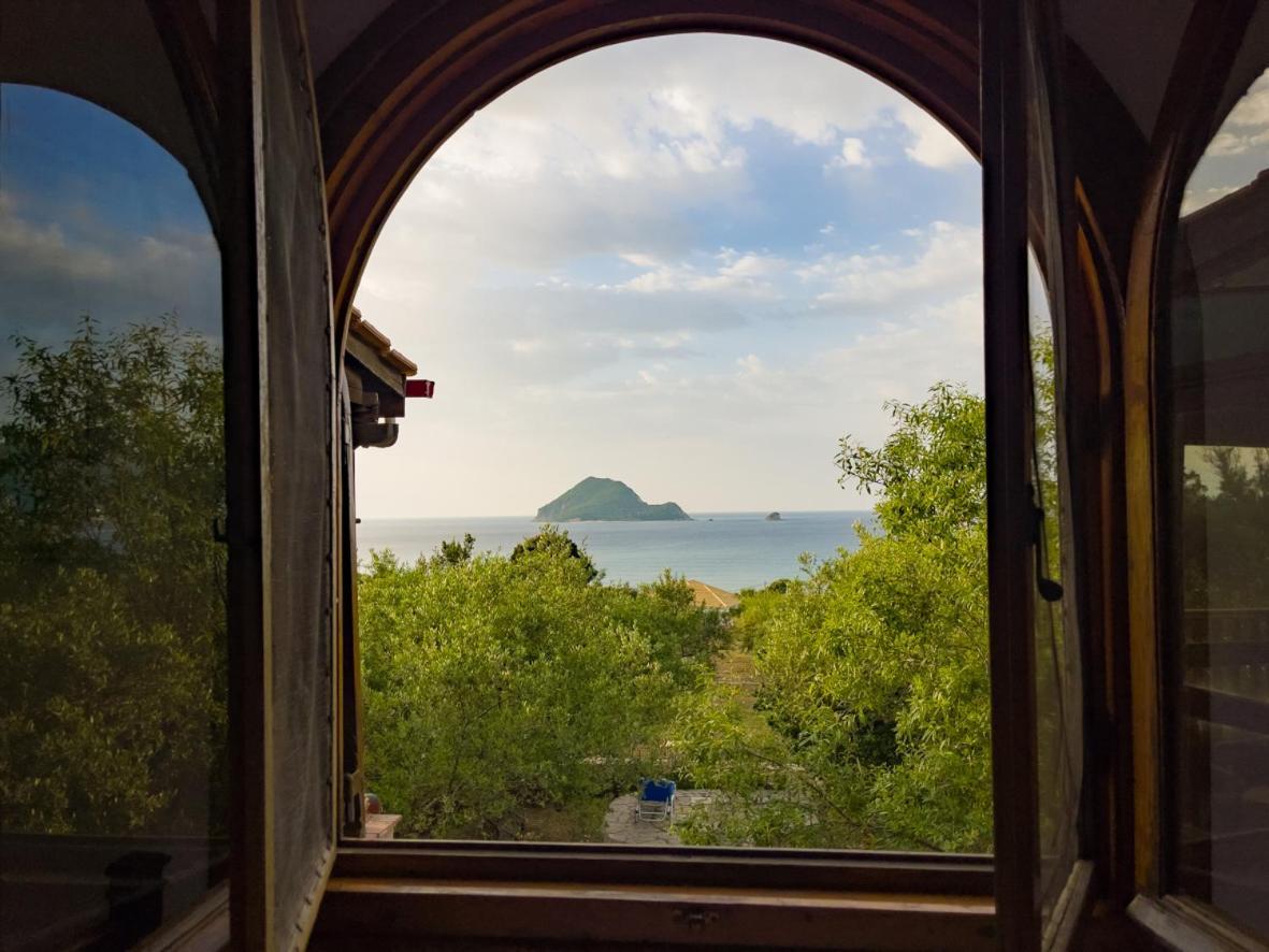 Villa Anta House By The Sea Lithakia  ภายนอก รูปภาพ